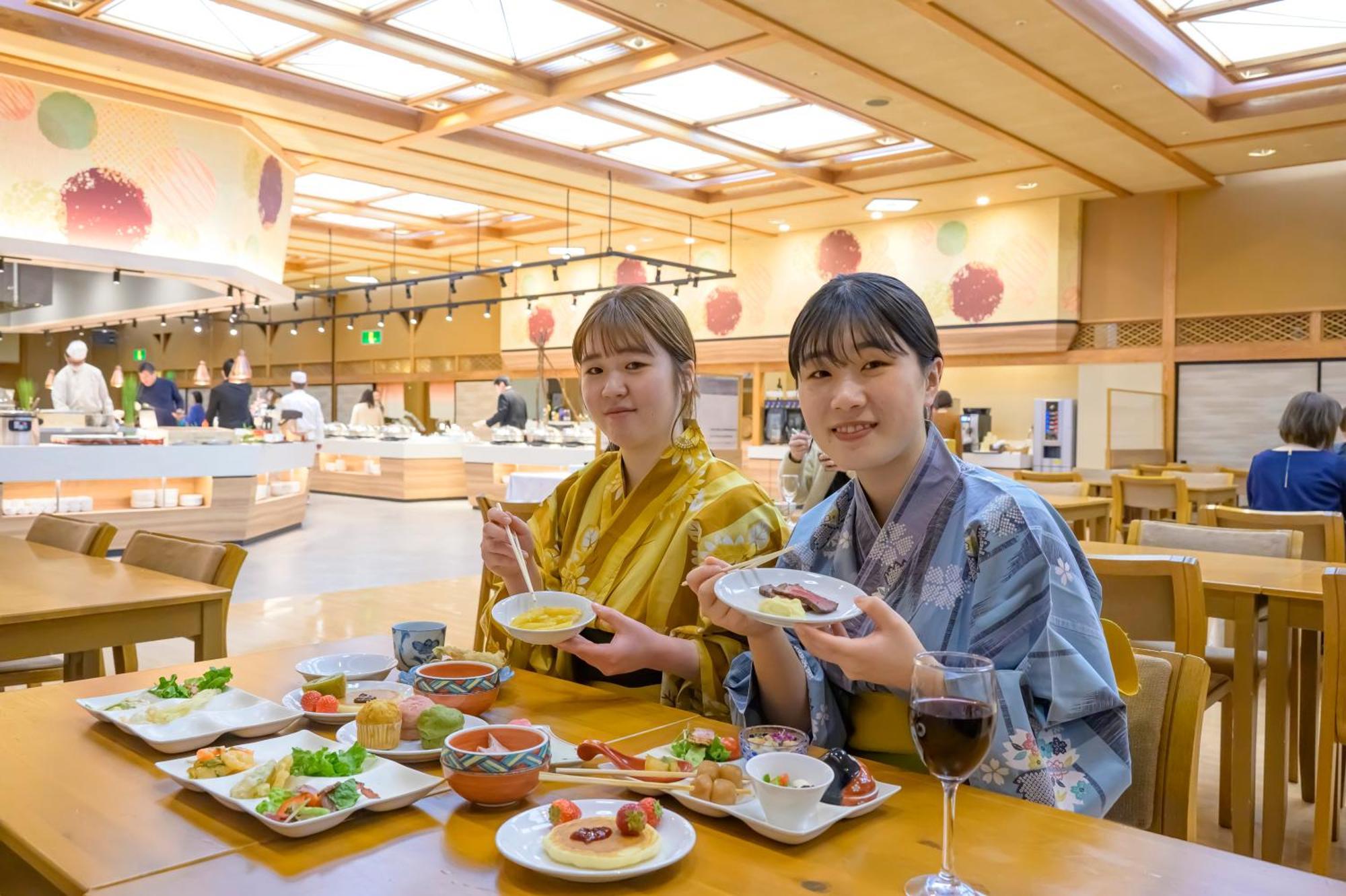 Senkeien Tsukioka Hotel Kaminoyama Exterior foto